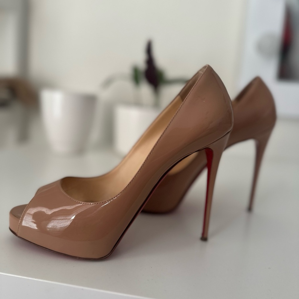 Christian Louboutin Very New Privé size 39, nude color peep toe - Picture 13 of 13